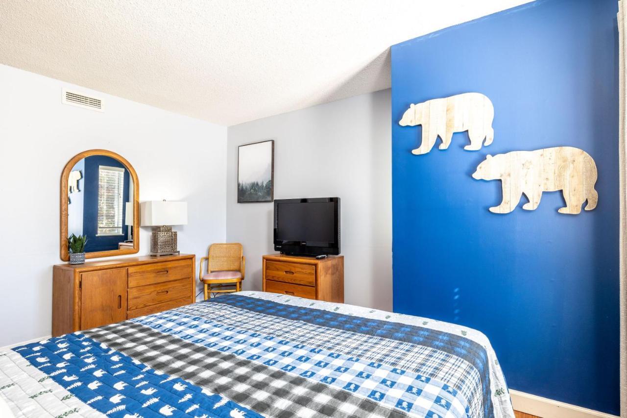 Wow Views!!-Mountain Escape-Outdoor Pool-Close To Downtown-Wifi-Cable-Private Balcony Gatlinburg Exterior foto