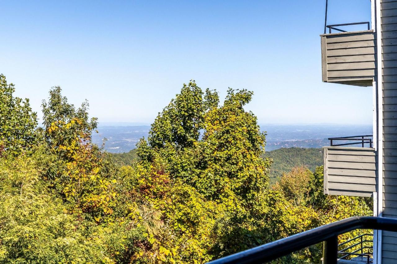 Wow Views!!-Mountain Escape-Outdoor Pool-Close To Downtown-Wifi-Cable-Private Balcony Gatlinburg Exterior foto