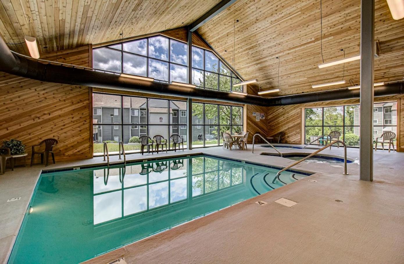 Wow Views!!-Mountain Escape-Outdoor Pool-Close To Downtown-Wifi-Cable-Private Balcony Gatlinburg Exterior foto
